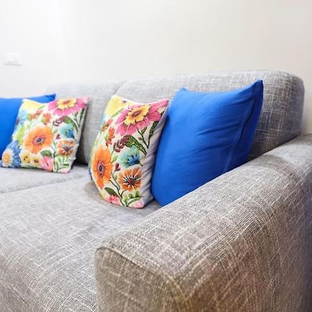 Cozy Loft Navigli, Close To Duomo And Bocconi - Italy Flat Vacation Milánó Kültér fotó