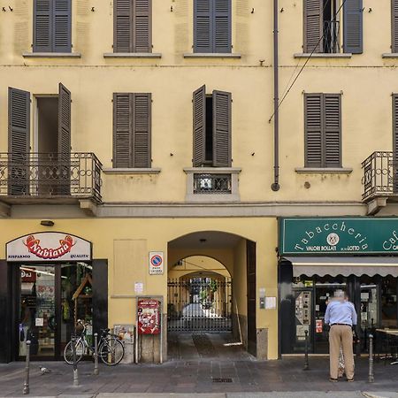 Cozy Loft Navigli, Close To Duomo And Bocconi - Italy Flat Vacation Milánó Kültér fotó
