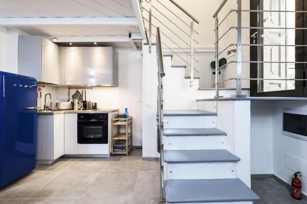 Cozy Loft Navigli, Close To Duomo And Bocconi - Italy Flat Vacation Milánó Kültér fotó