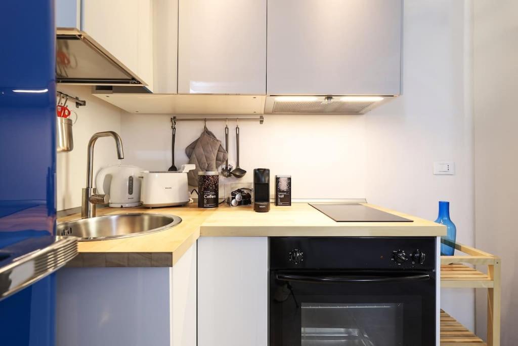 Cozy Loft Navigli, Close To Duomo And Bocconi - Italy Flat Vacation Milánó Kültér fotó