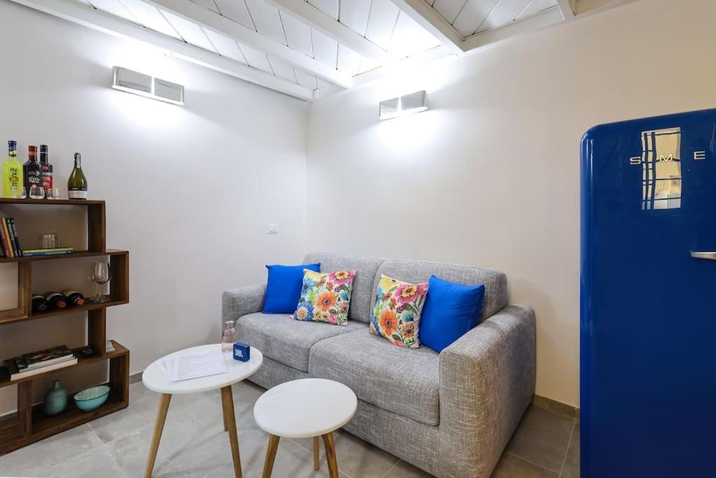 Cozy Loft Navigli, Close To Duomo And Bocconi - Italy Flat Vacation Milánó Kültér fotó
